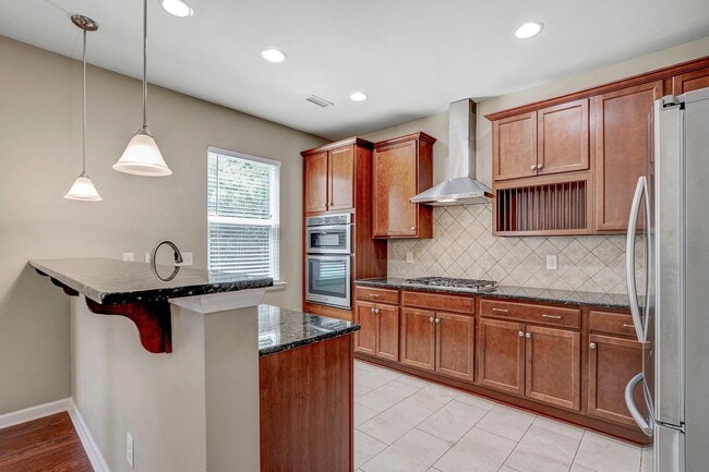 Building Photo - 128 Carter Grove Ct