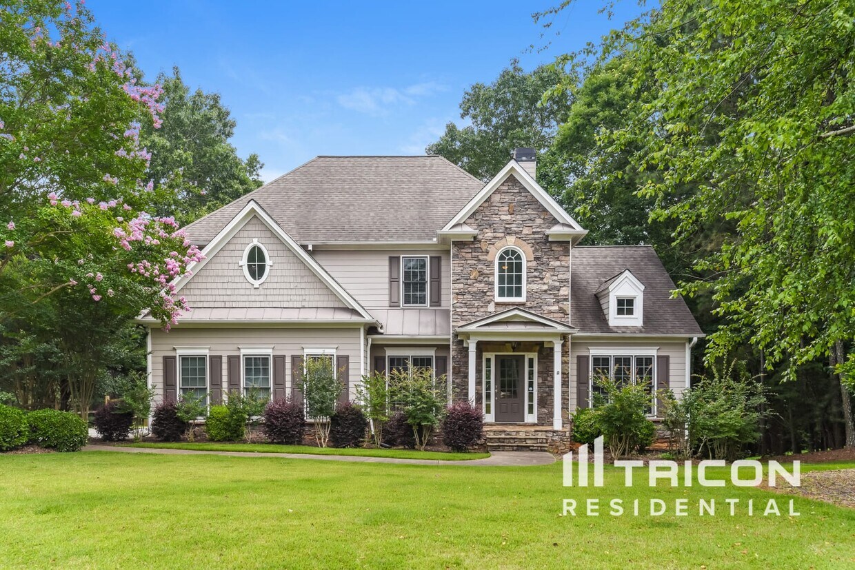Foto principal - 2930 Dartmouth Pl