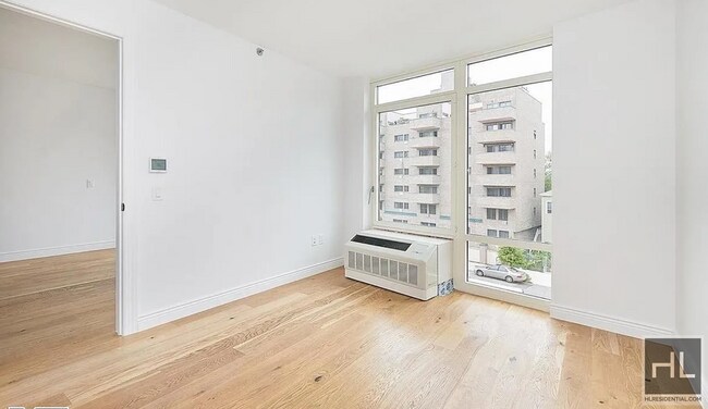 Foto del edificio - 3440 GUIDER AVENUE 6E