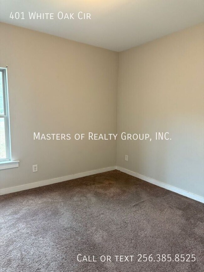 Foto del edificio - 401 White Oak Cir