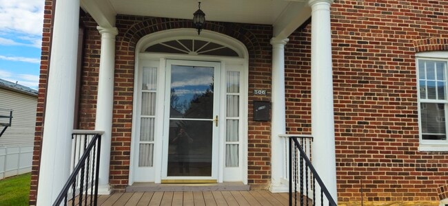 Foto del edificio - 506 E Liberty St