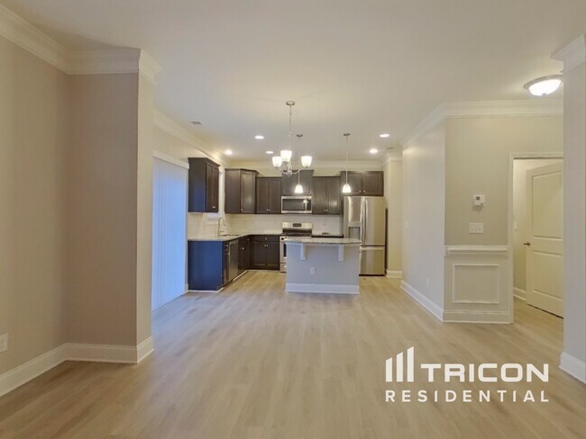 Foto del edificio - 3913 Norman View Dr