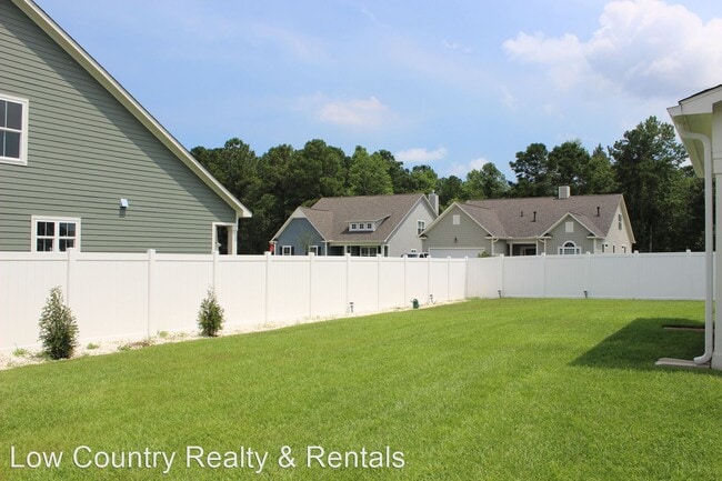 Building Photo - 3 br, 2.5 bath House - 293 Station Pkwy