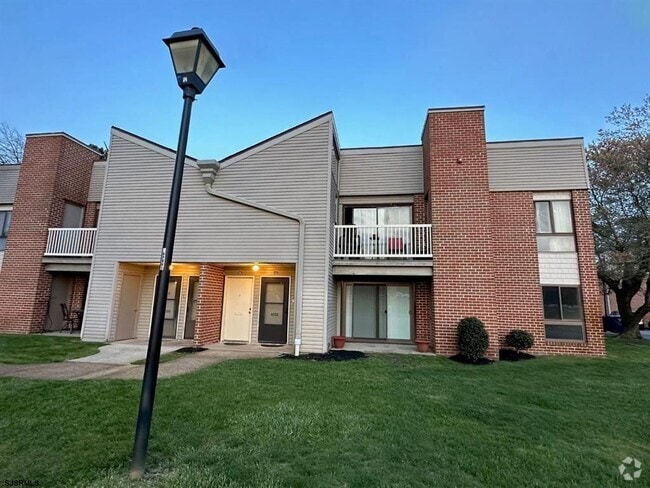 Building Photo - 405 Alpine Ct
