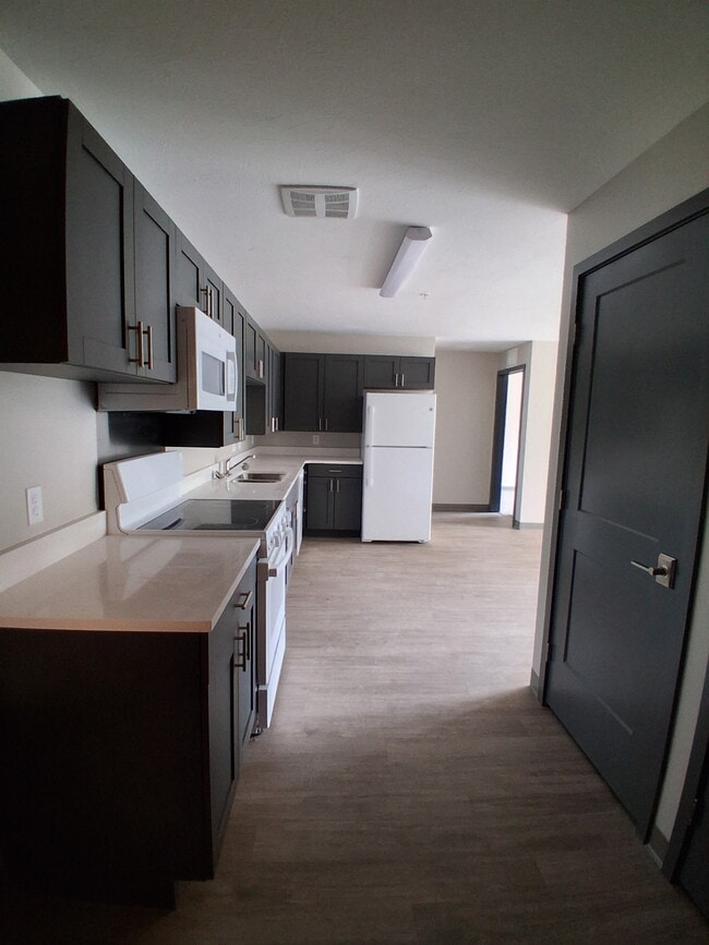Building Photo - Parkview Apartments