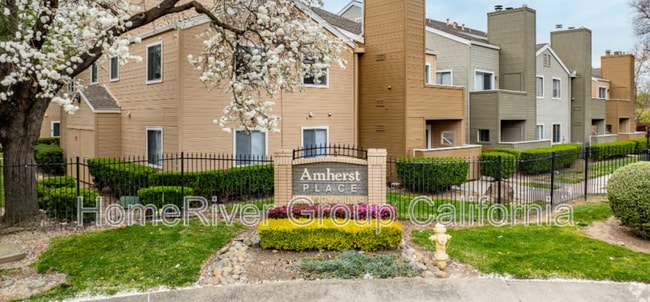 Building Photo - 1019 Dornajo Way
