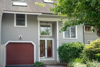 Building Photo - 57 Green Heron Ln