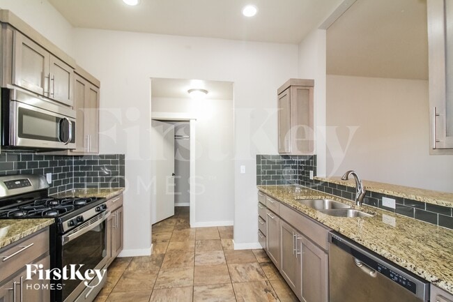 Building Photo - 1612 Penn Ln