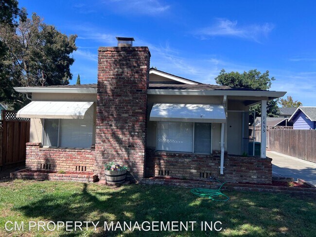 Foto del edificio - 2 br, 1 bath House - 1655 Catherine Street