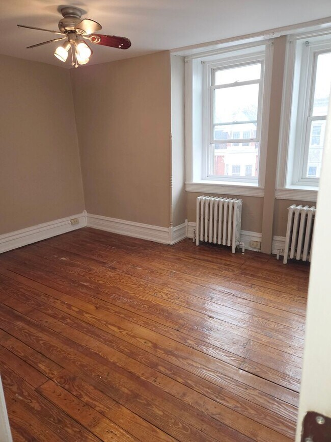 Foto del edificio - 1402 W Turner St