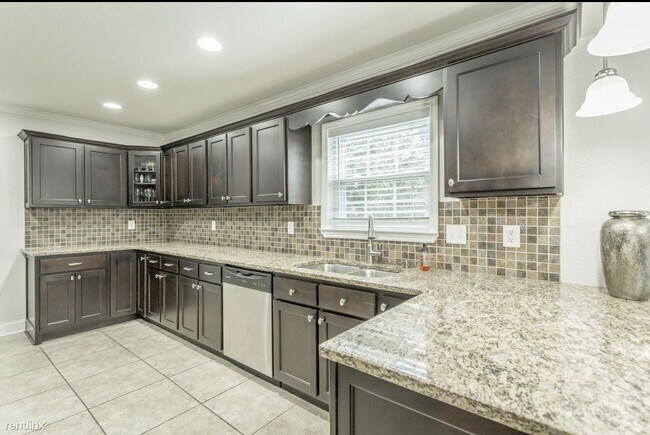 Building Photo - 3 br, 2 bath House - 4800 Maryland Drive