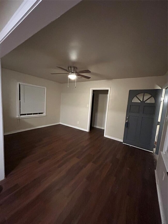 Foto del edificio - 914 Gene Johnson St