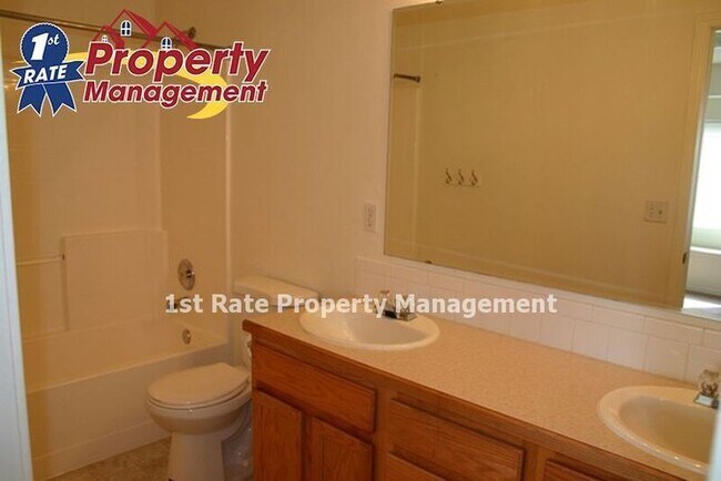 Foto del edificio - 11657 W Blueberry Ave