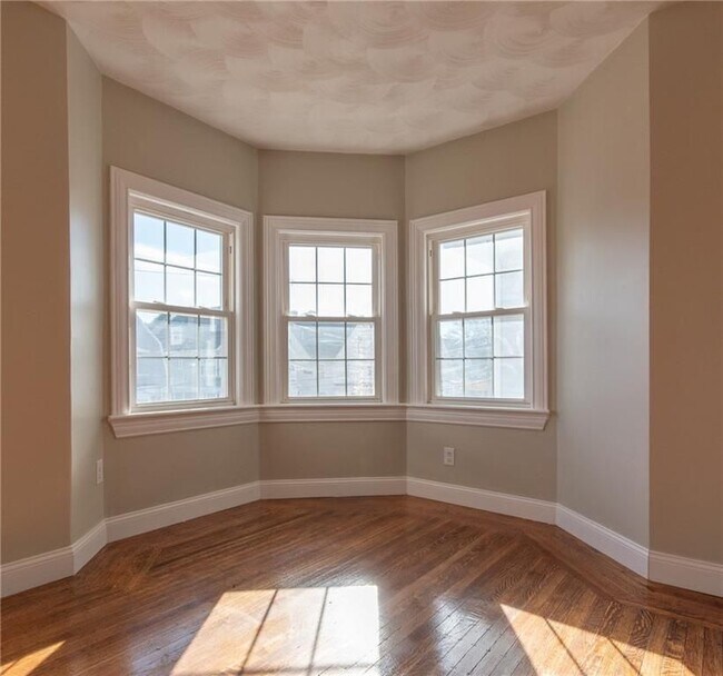 Foto del edificio - 29 Marlborough Ave