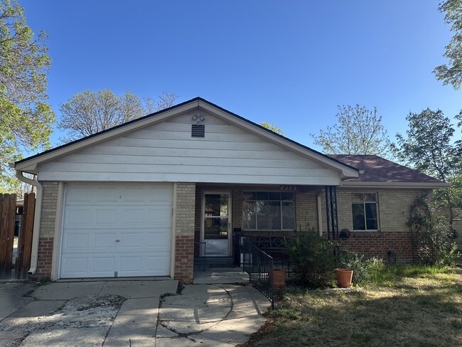 Photo - 7363 W 19th Ave (Lakewood, CO) House