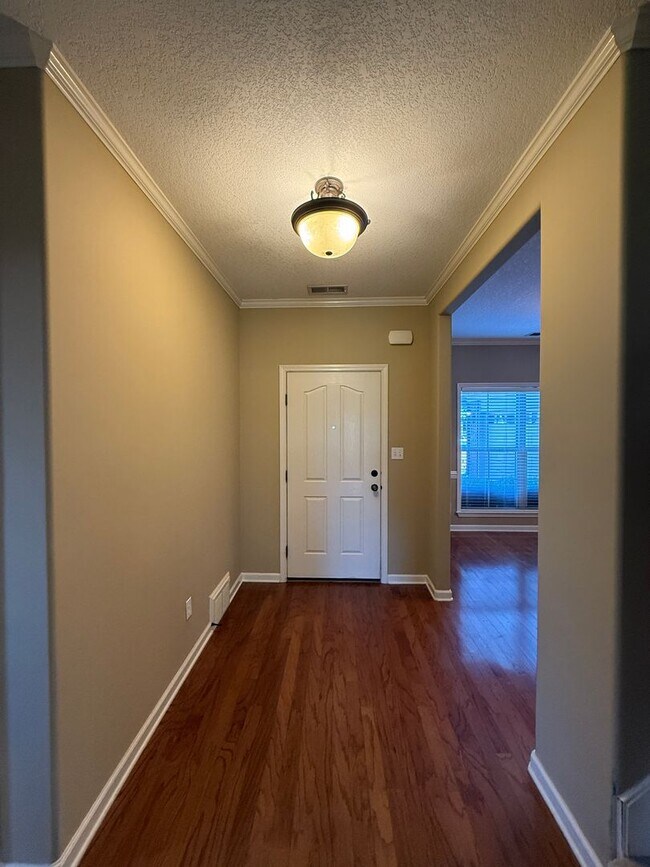 Foto del edificio - BEAUTIFUL SPACIOUS HOME IN BARTLETT