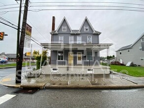 Building Photo - 297 2nd St