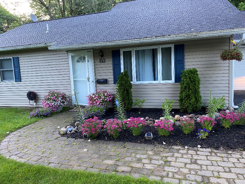 60 Pontiac St, ster, NY 14580 House Rental in ster, NY