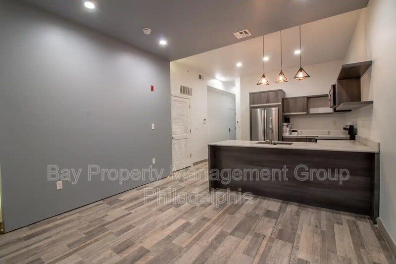 Foto principal - 2028 E Fletcher St