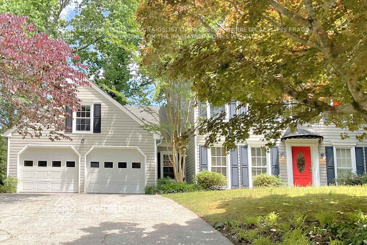 Foto principal - 3250 Ethan Dr