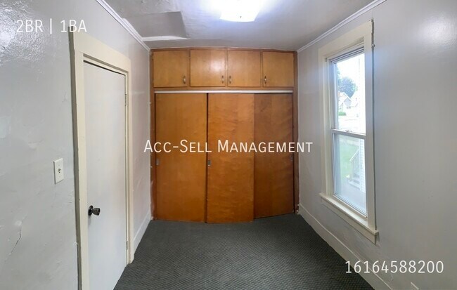 Foto del edificio - 922 Hovey St SW