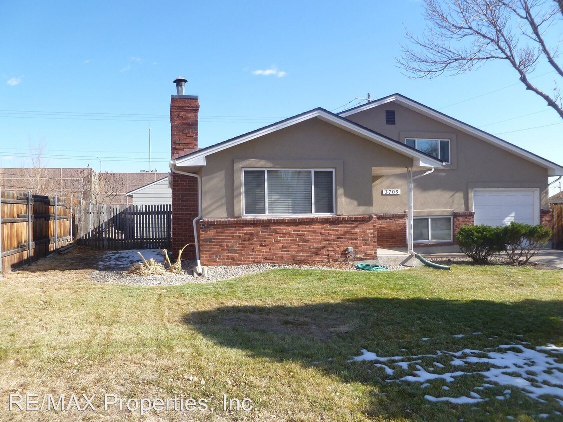 Primary Photo - 3705 N Chestnut St