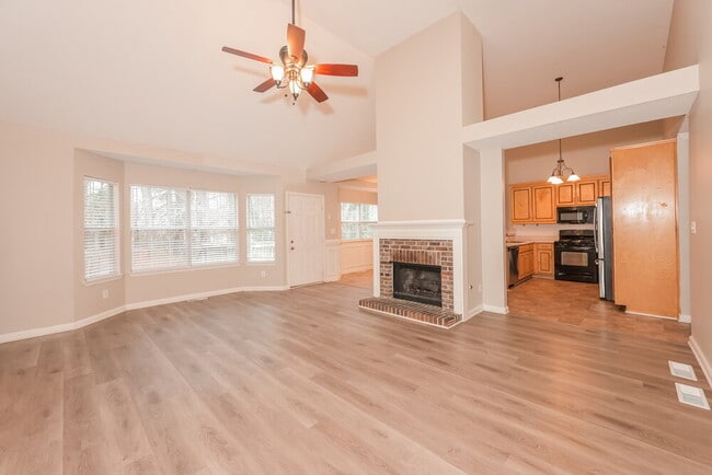 Building Photo - 1511 Mariray Ct