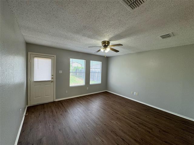 Foto del edificio - 1805 Brookwood Dr