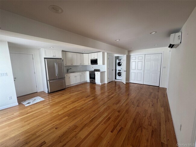 Foto del edificio - 505 S Main St