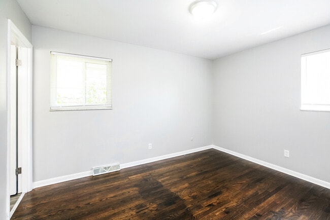 Building Photo - 6588 Montevista Dr