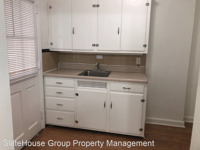 Foto del edificio - 3 br, 1 bath House - 803 Spruce St