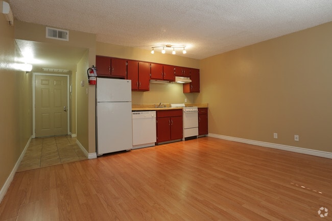 Interior Photo - Nova Ridge