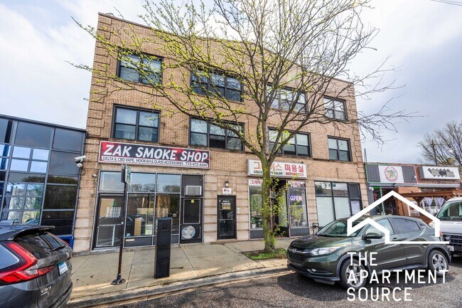 Foto del edificio - 5509 N Lincoln Ave