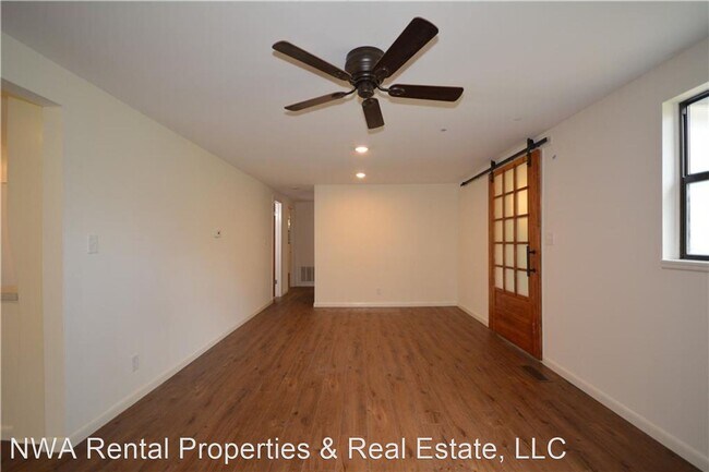 Foto del edificio - 3 br, 2 bath House - 3993 S Powell St