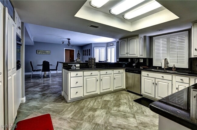 Foto del edificio - 4911 Mission Bay Dr