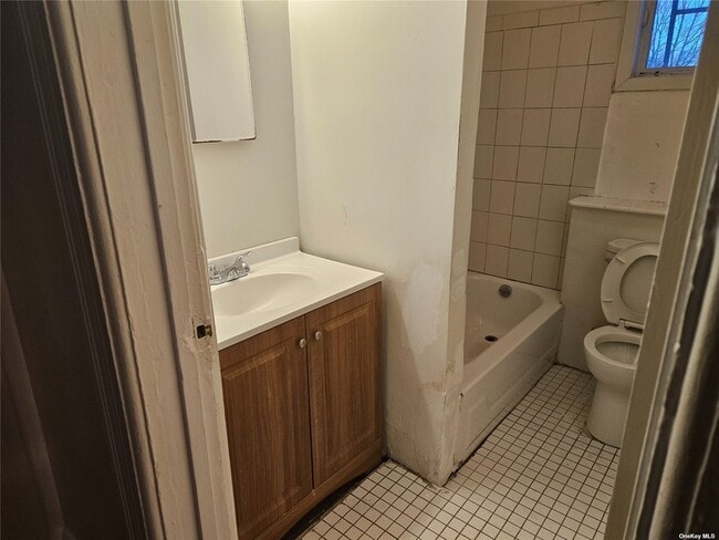 Building Photo - 31 1st Ave