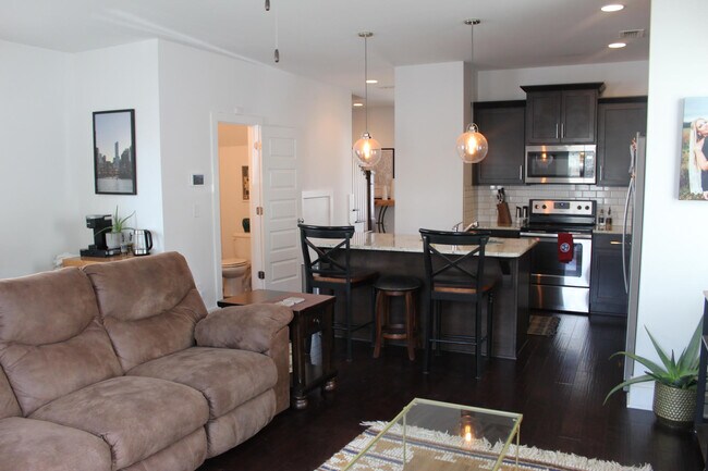 Foto del edificio - 796 Cottage Park Dr