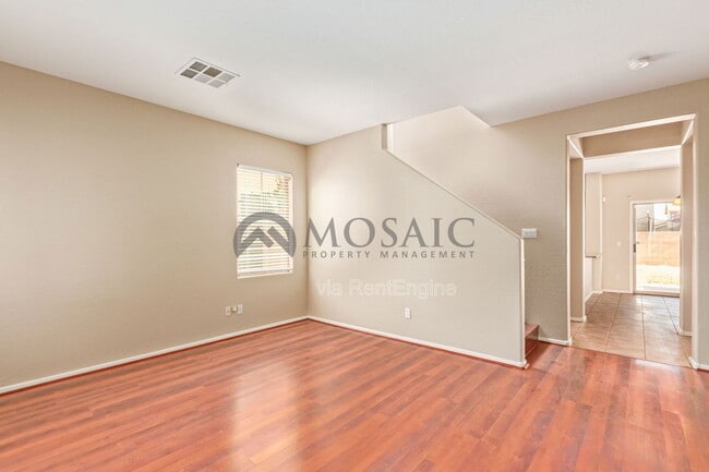 Building Photo - 4540 E Los Alamos St