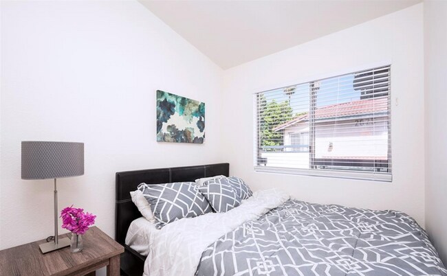 Foto del edificio - 1 Bed / 1 Bath Apartment for Rent in San Ysidro – $1,799/mo