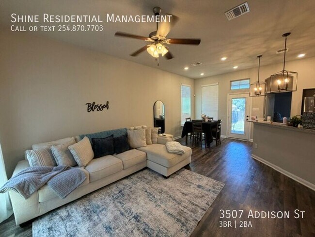 Foto del edificio - 3507 Addison St