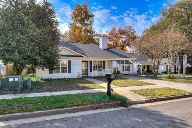 Foto del edificio - 110 Spring Oak Ln