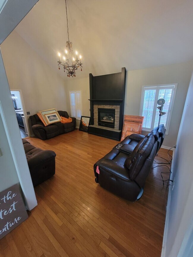 Foto del edificio - 4/3 Executive Rental in Downtown Cookeville