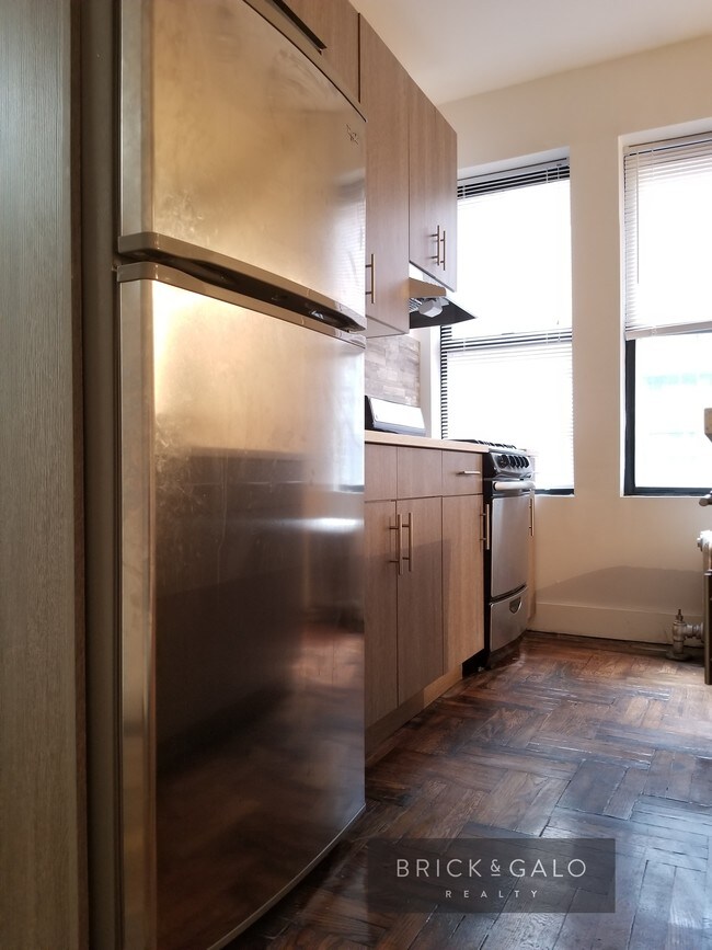 Foto del edificio - 2121 Beekman Pl