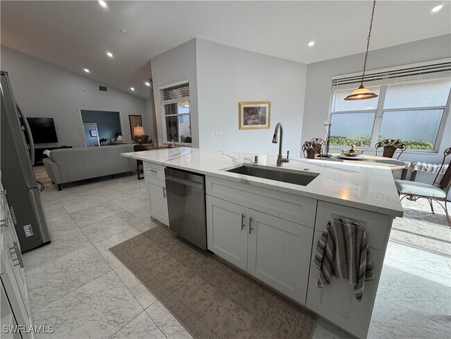 Foto del edificio - 5950 Almaden Dr