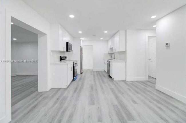 Foto del edificio - 3 bedroom in Miami FL 33168