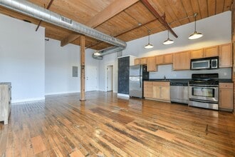 Building Photo - 244 Brighton Ave