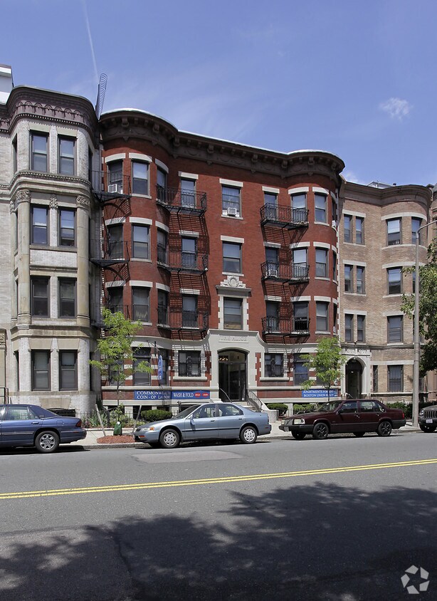 Primary Photo - 59 Westland Ave