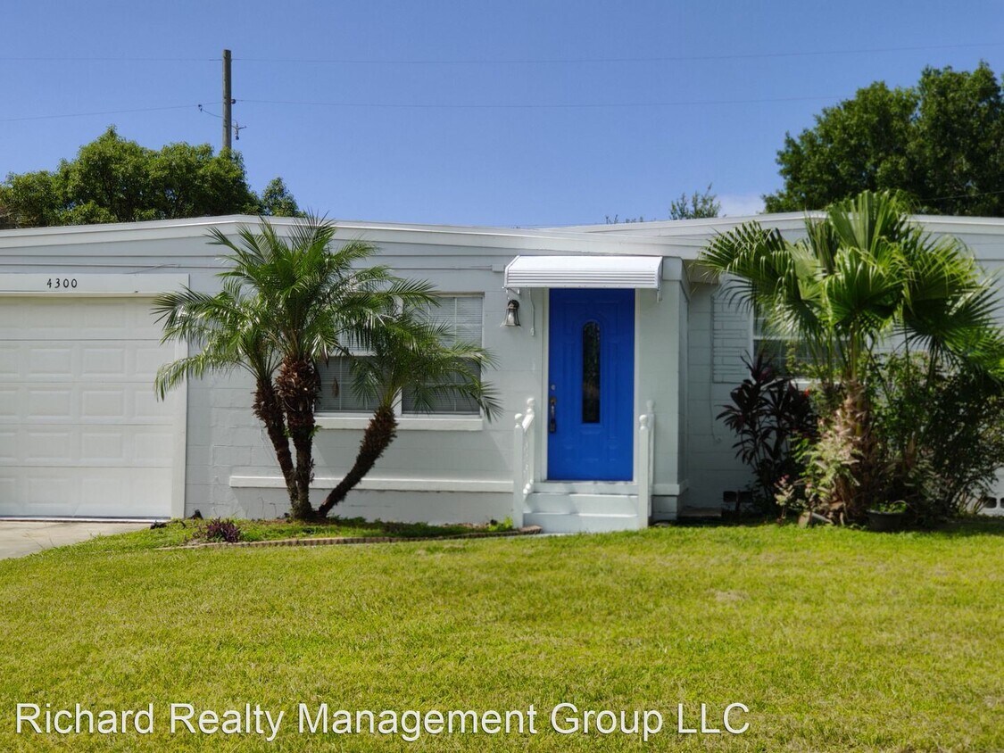 Primary Photo - 4 br, 2 bath House - 4300 Walbridge St