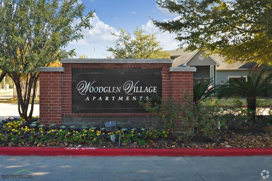 Woodglen Village Apartments Rentals Houston, TX
