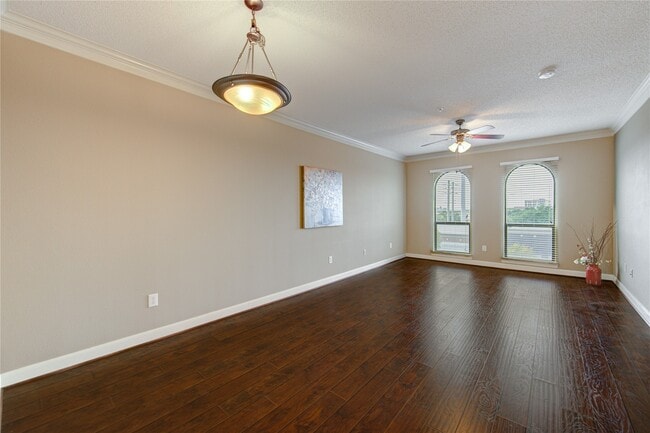 Foto del edificio - 2299 Lone Star Dr